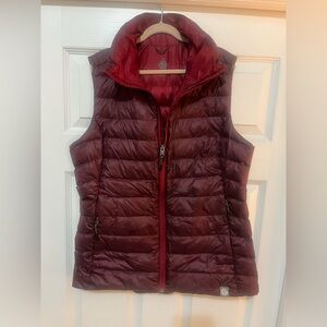 REI co-op women’s vest size medium